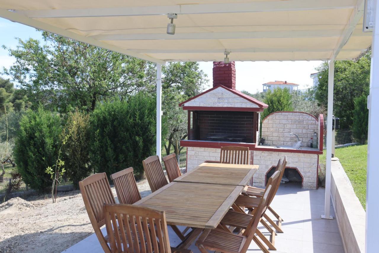Blue Avenue Aparthotel Палиурион Екстериор снимка