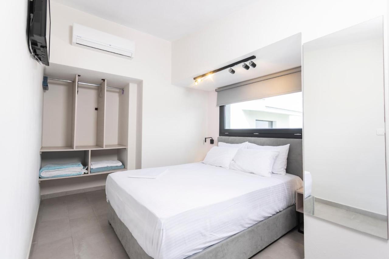 Blue Avenue Aparthotel Палиурион Екстериор снимка