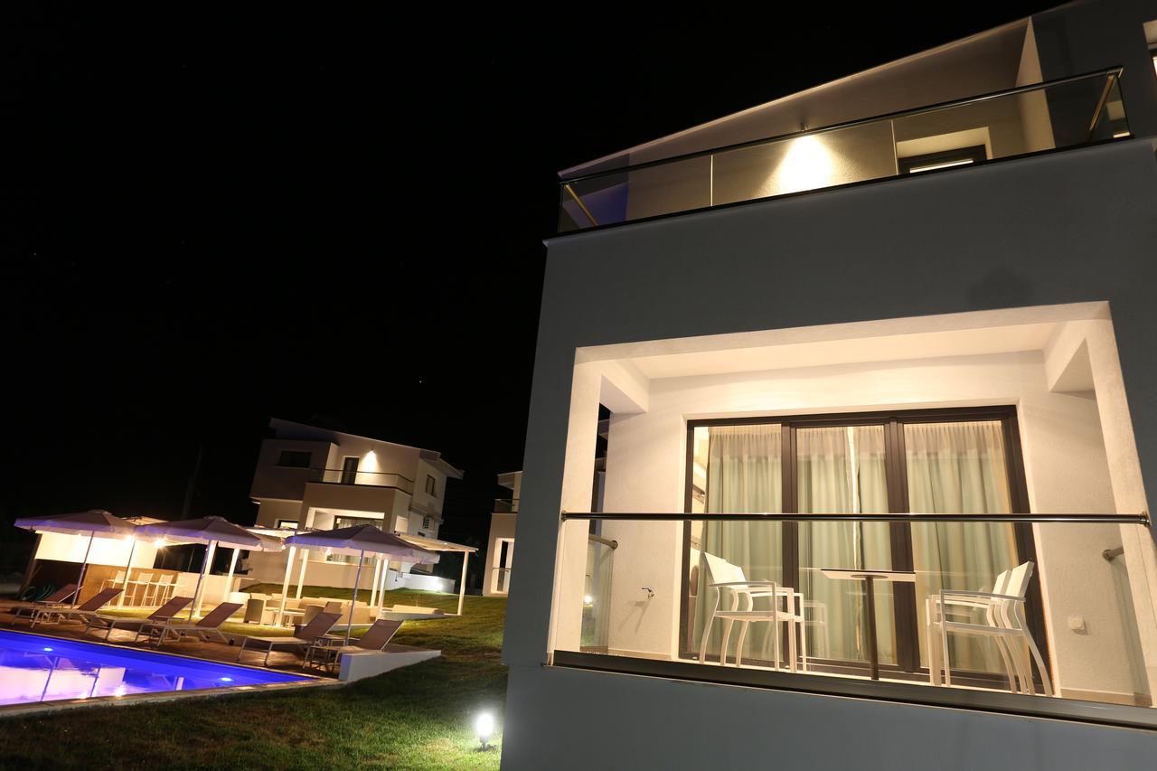 Blue Avenue Aparthotel Палиурион Екстериор снимка