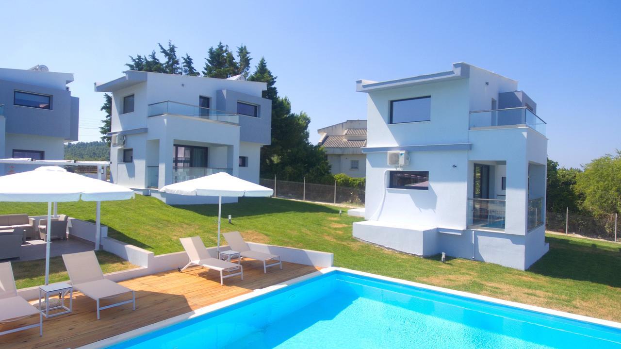 Blue Avenue Aparthotel Палиурион Екстериор снимка